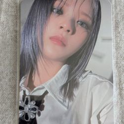 TWICE Between 1&2 11th Mini Album Jeongyeon Autographed Non-Sport Trading Card