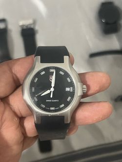 Very nice watches for sale cheap and in good conditions