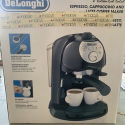 Espresso, Cappuccino and Late Coffee Maker.