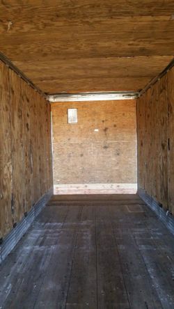 53’ long Dry Van