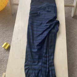 Size 4 Lululemon Leggings 