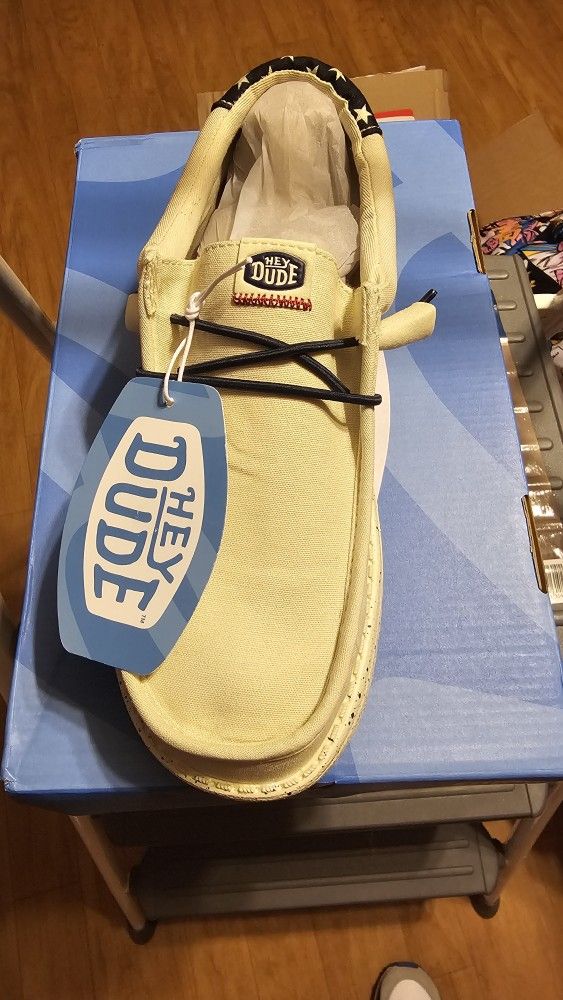 Hey Dude Shoes