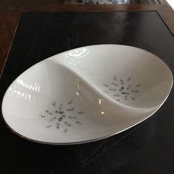 Petite Bouquet By Japan Divided Serving Dish Bowl