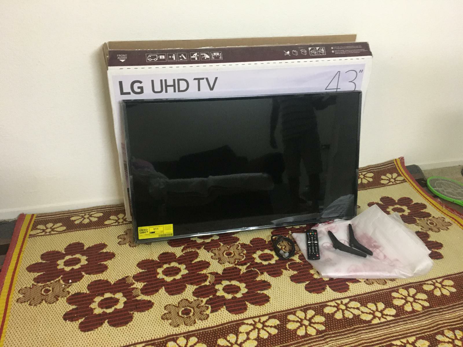 LG UHD TV - 43 " - new in original packaging