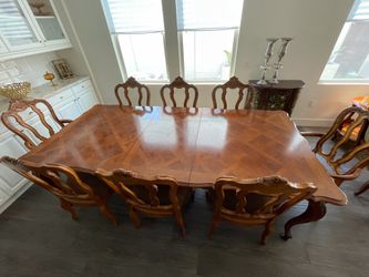 Dining table with chairs (Century furniture dining set)