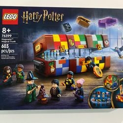 LEGO Harry Potter Hogwarts Magical Trunk 76399 Luggage Set. New!