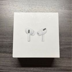BRAND NEW Apple AirPods 2nd Generation 