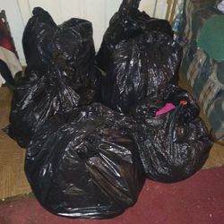 6 Trashbags Of Ladies Clothes for Sale in Middle River, MD - OfferUp