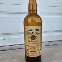 Teachers Highland Cream Vintage Large Glascow, Scotland Brown Bottle