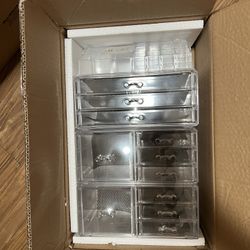Brand New Luxury Makeup Organizer