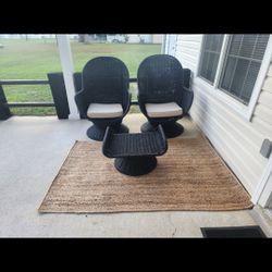 Wicker Rataan Chairs and Table