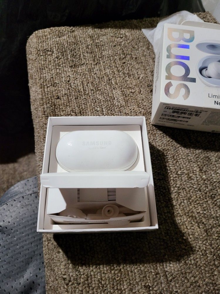 samsung galaxy buds