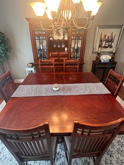 Raymour & Flanagan High Top Table 6 Chairs & China Cabinet