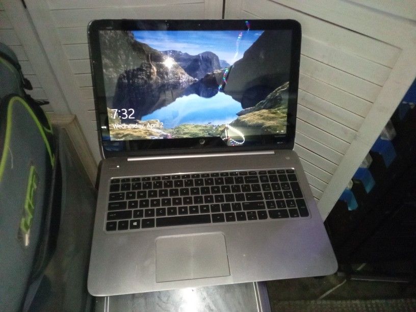 HP envy 15" Touchscreen Laptop