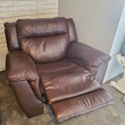 Very Large Recliner