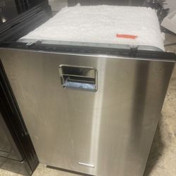 Black Friday Sale!!! Dishwasher KitchenAid stainless steel 