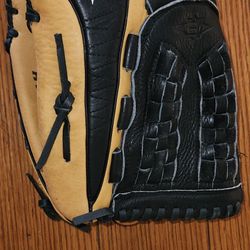 Easton Leather Baseball Glove