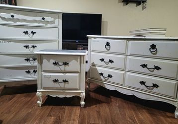 Twin Bedroom Set