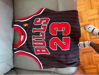 Authentic Mitchell and Ness Chicago Bulls Michael Jordan basketball jersey
