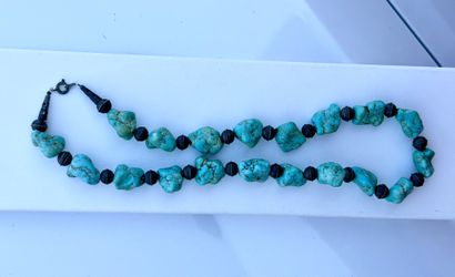 Native American turquoise w/ beads necklace jewelry