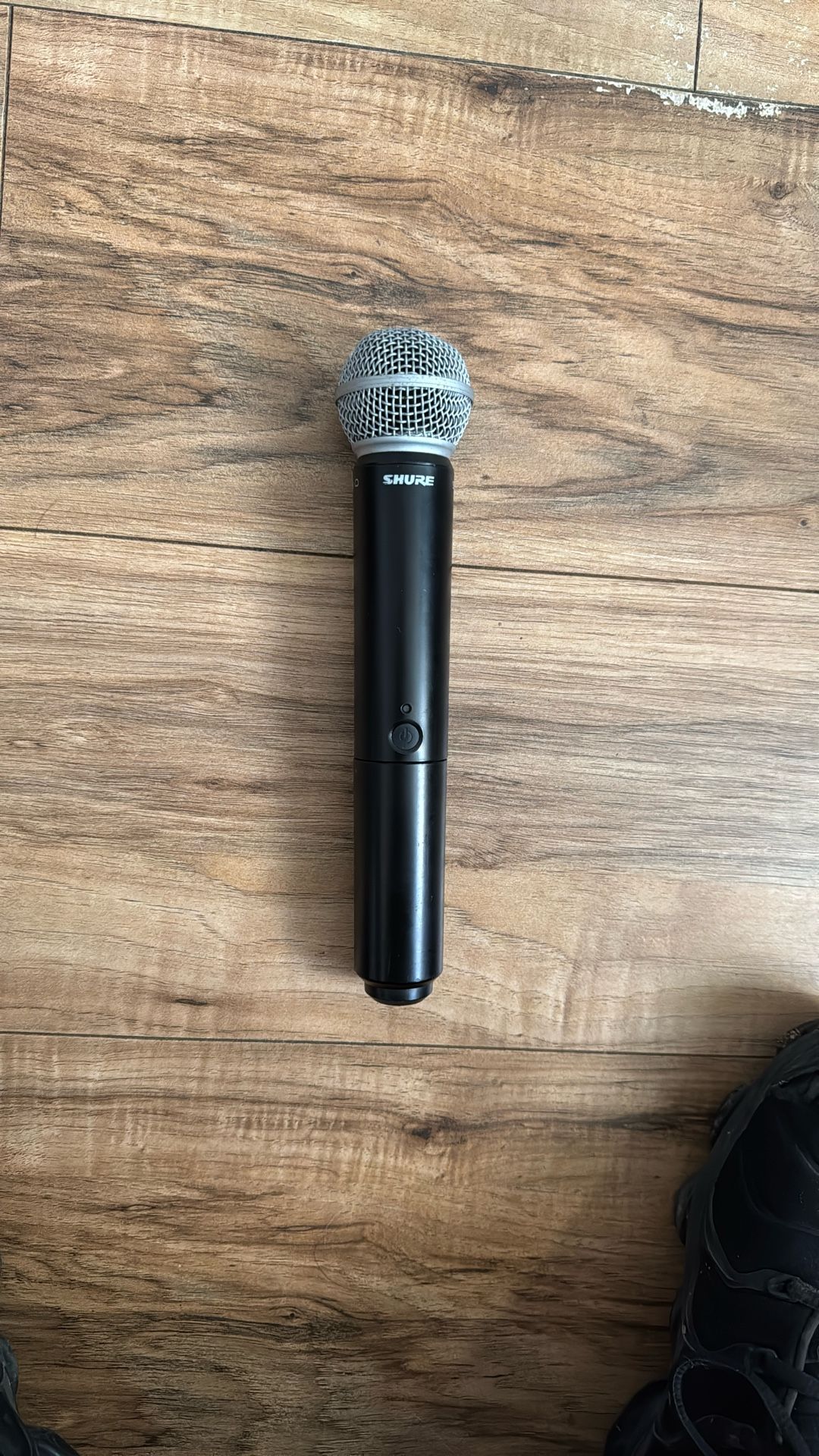 Shure BLX SM58 Wireless Microphone