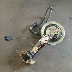 Crown Victoria Fuel Pump Assembly