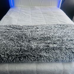 Beautiful LED Queen Headboard And Bed-frame 