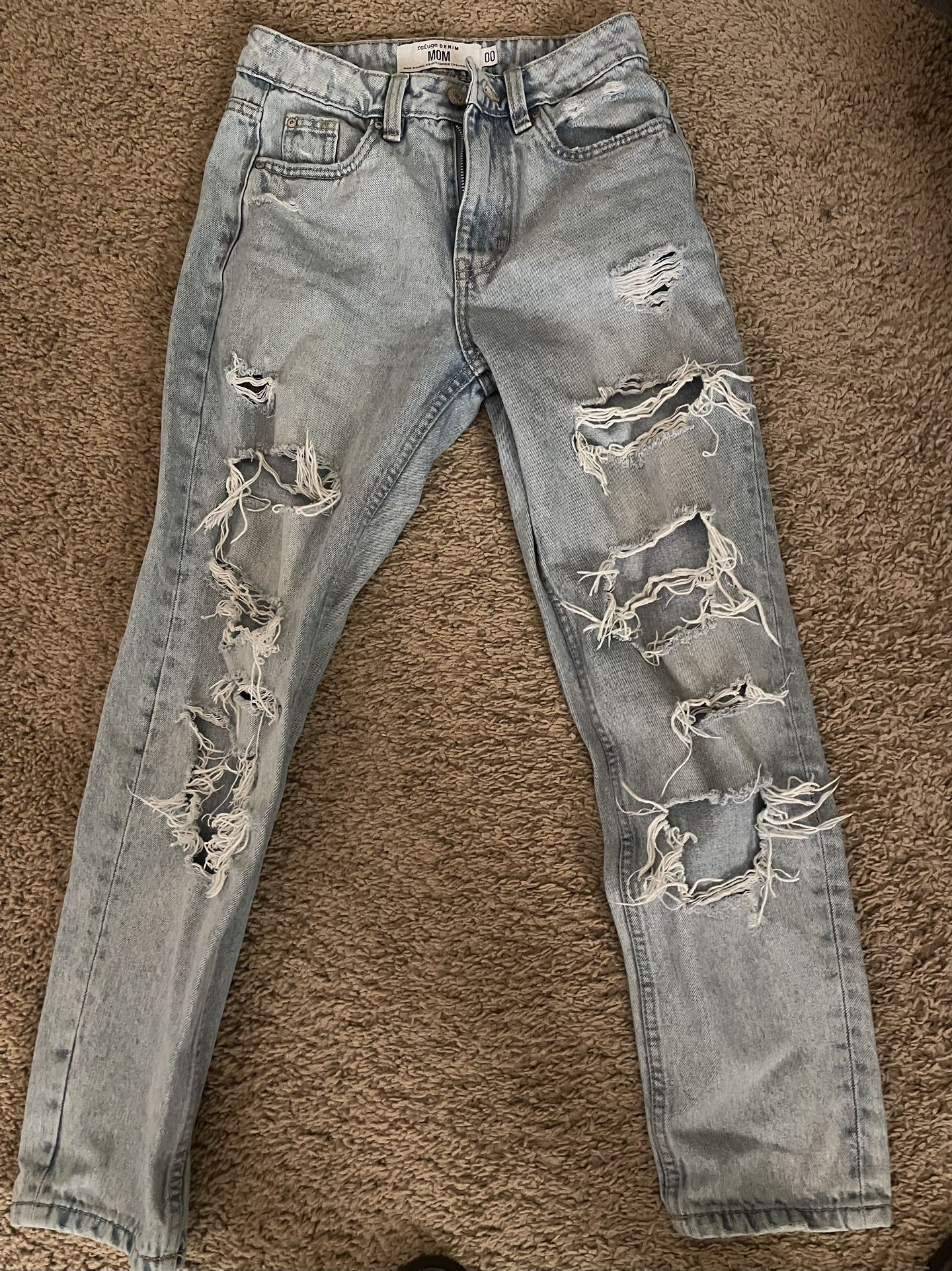 4 Pairs Of Jeans- Forever 21, Hollister, Levi