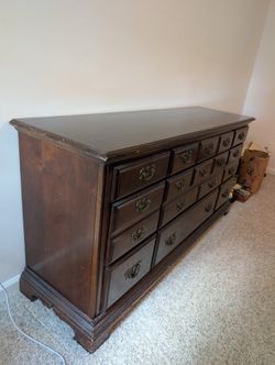 Dresser