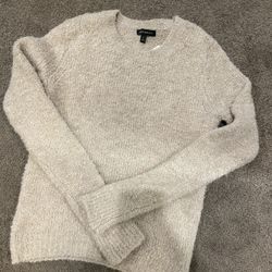 Banana Republic Boucle Sweater New!!!