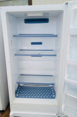 14 ft.³ upright deep freezer delivery available