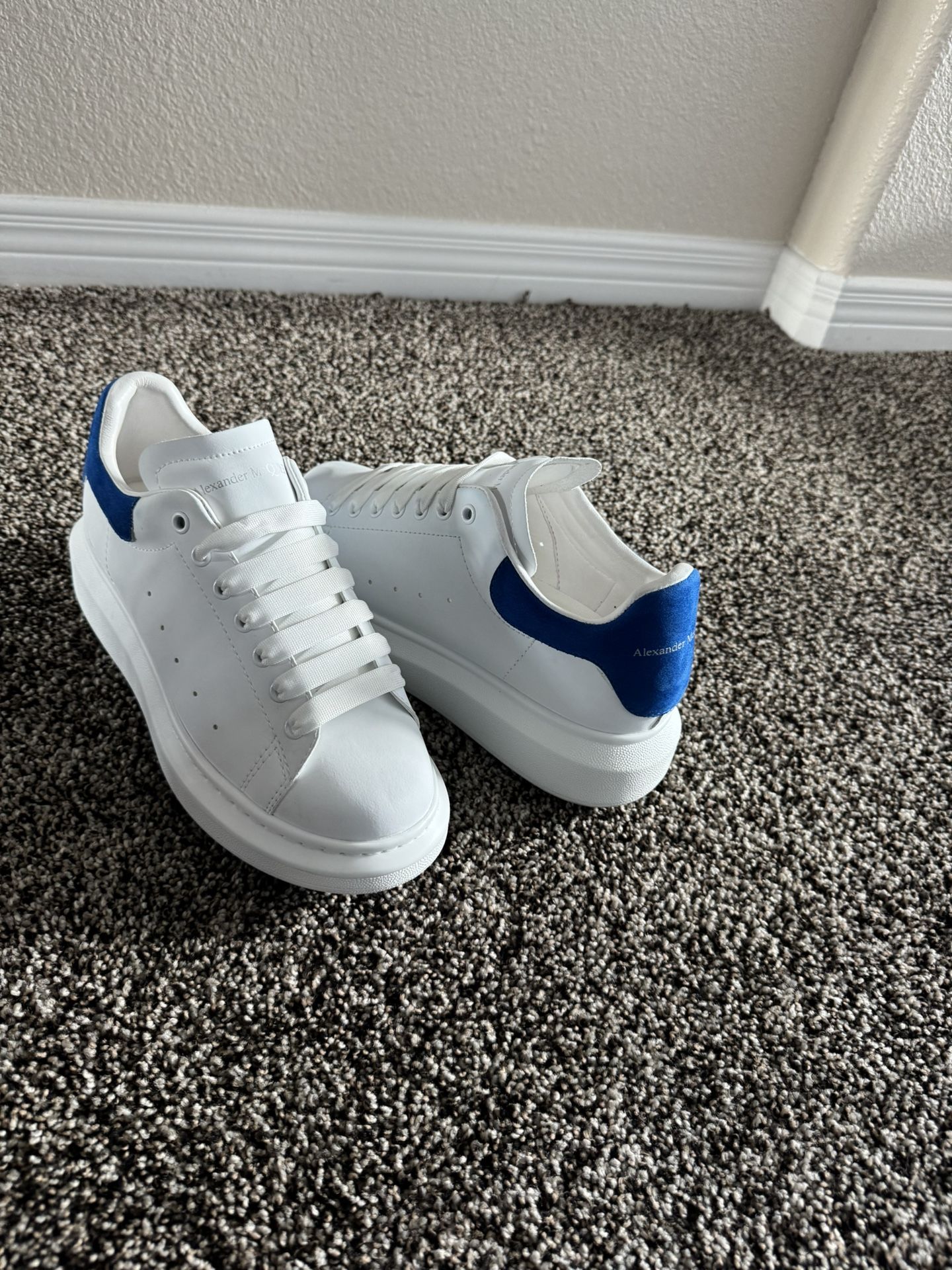 Alexander Mqueens Size 8 G5