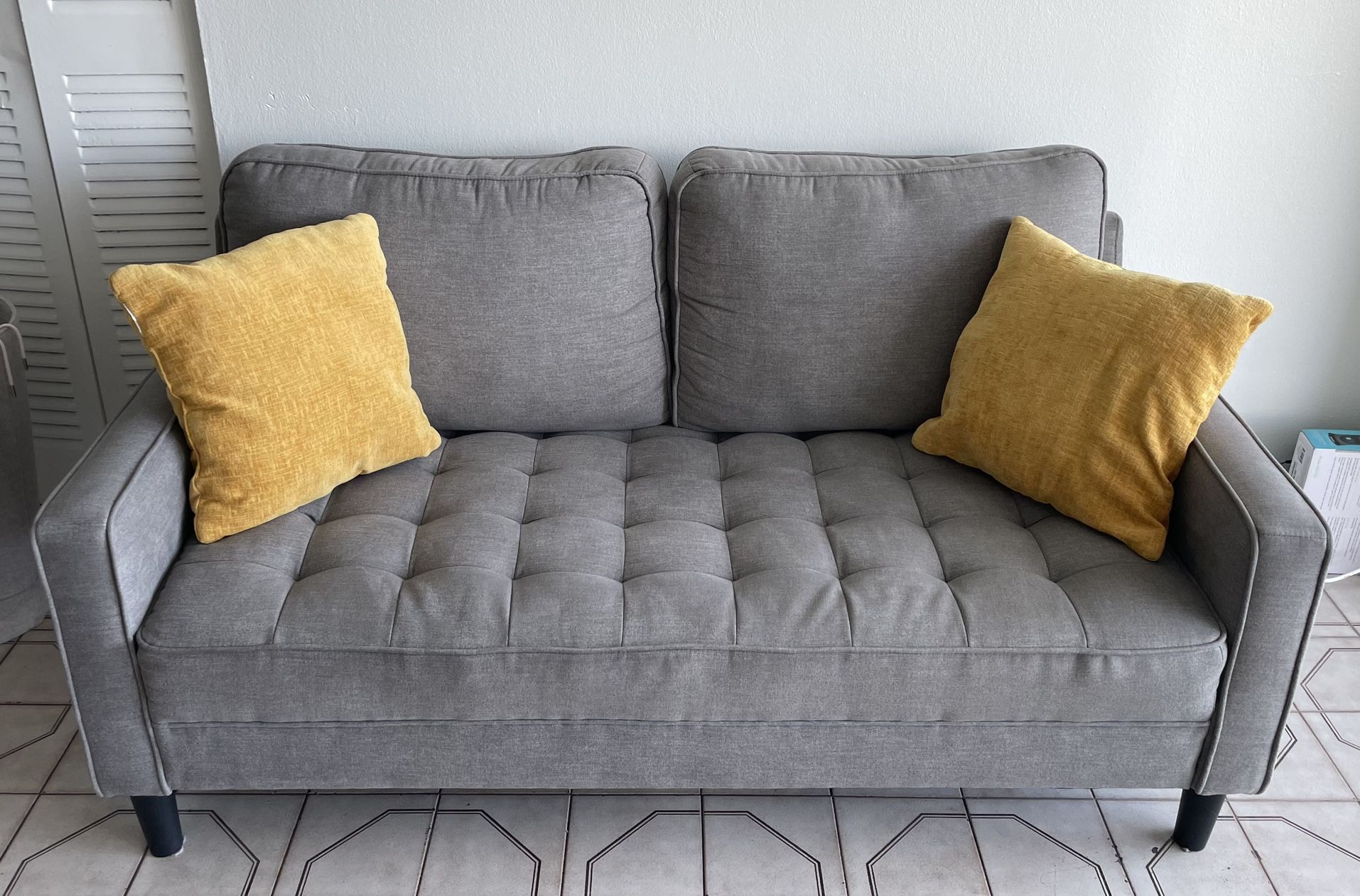Sofa 