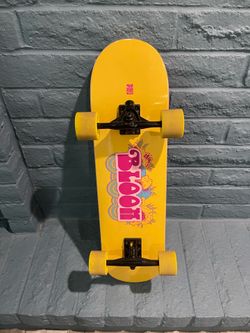 Skateboard made by RE Inc . Out of Las Vegas in like new condition. Used as a display