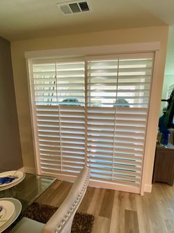 Interior Wood Shutters- Custom, Plantation, Professional Installation, Licensed Company, Window Treatments & Coverings, Persianas De Madera, Espanol