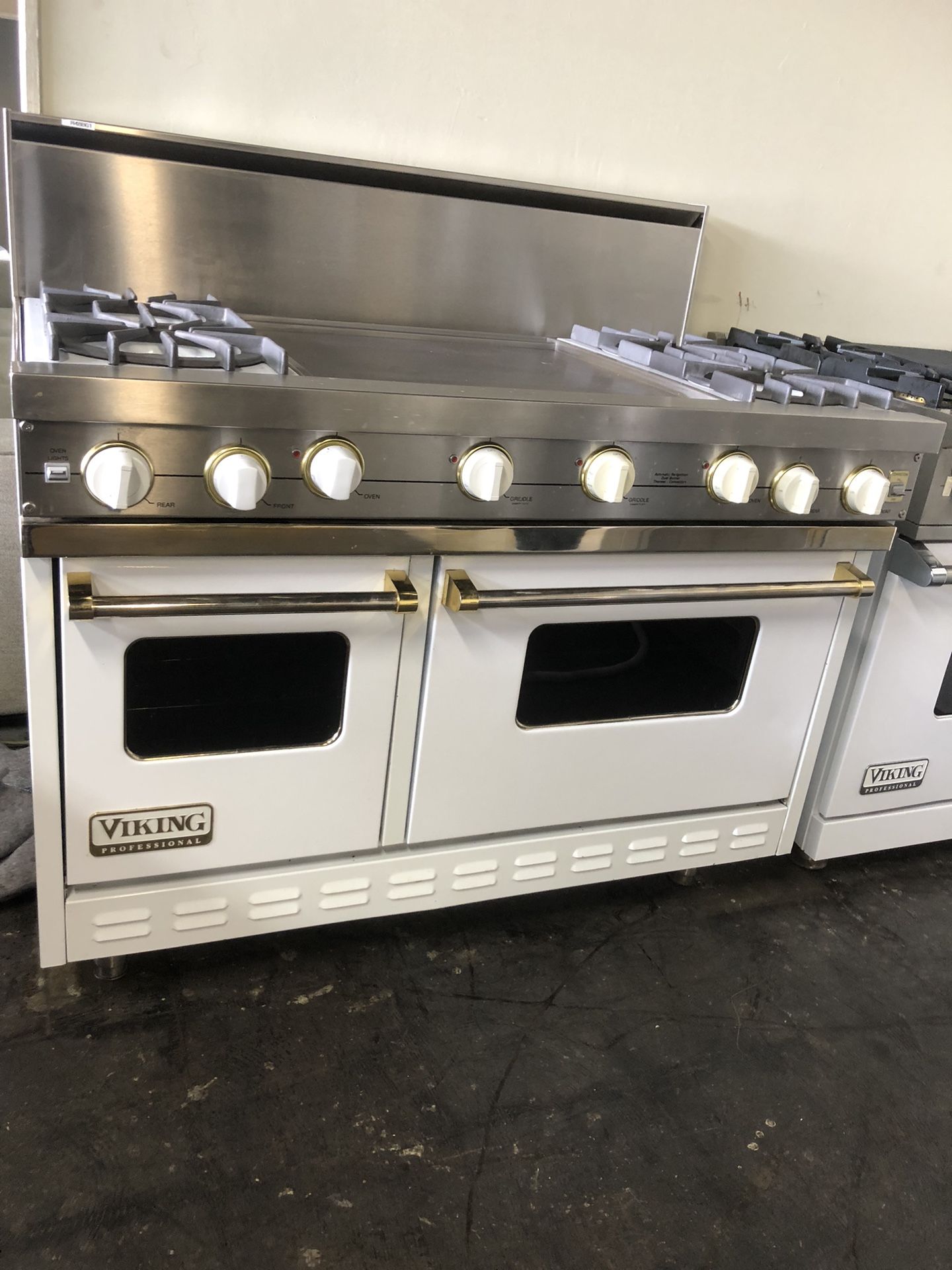 Viking 48”Wide All Gas Range Stove With Griddle