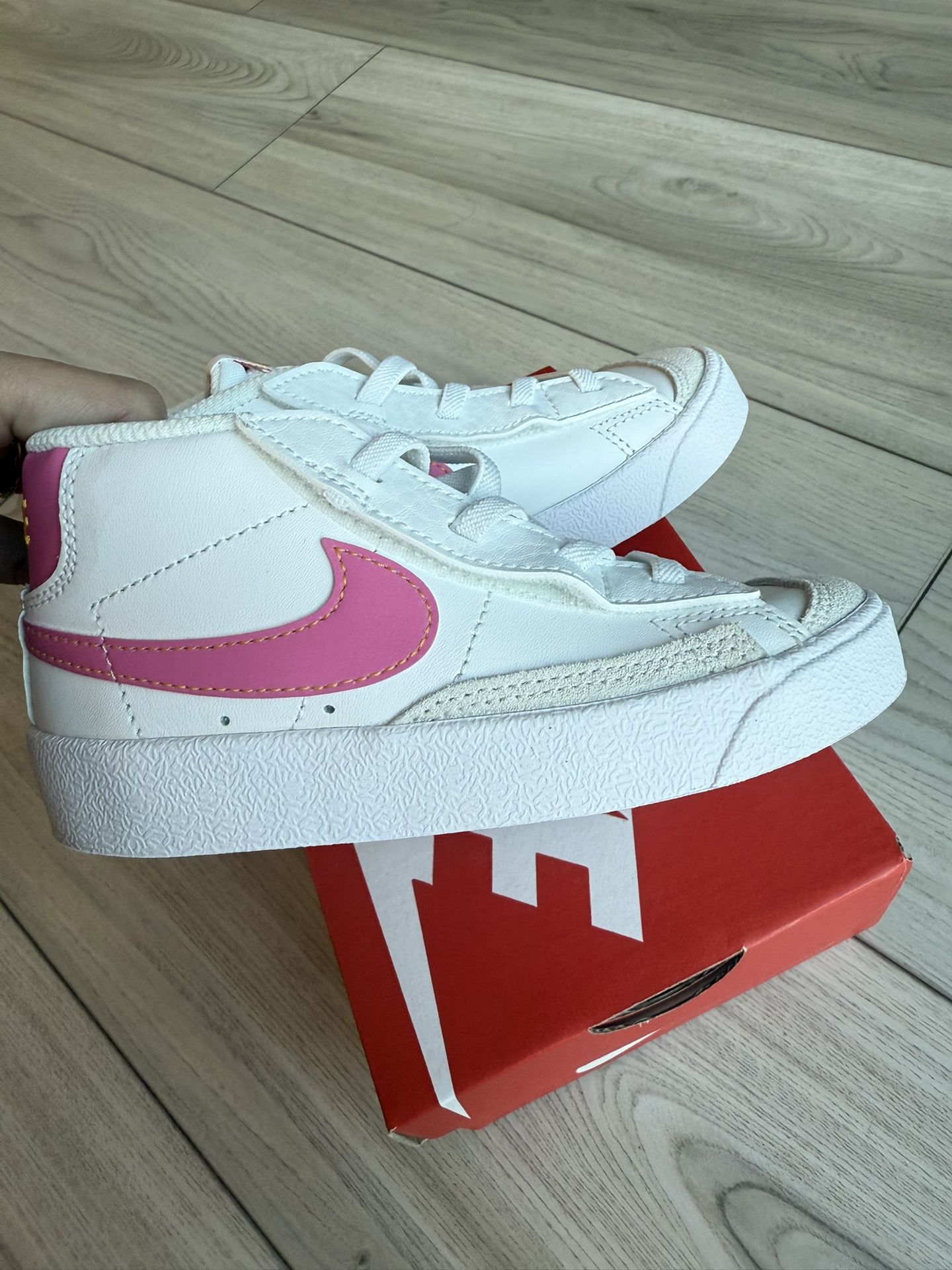 NEW Nike Blazers Pink 9c