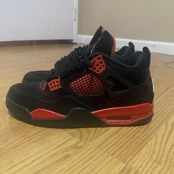 Jordan 4 Retro Red Thunders 