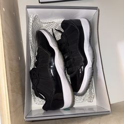 Men’s Jordan 11 space jam