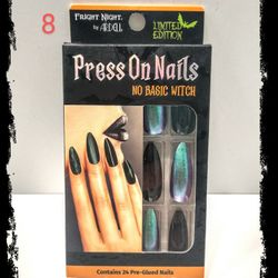 ☠️ Fright Night - NO BASIC WITCH ☠️ Black & Green ~ Limited Edition ~ Press On Nails *NIB*