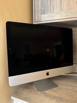 Apple 21.5” iMac with retina 4K display