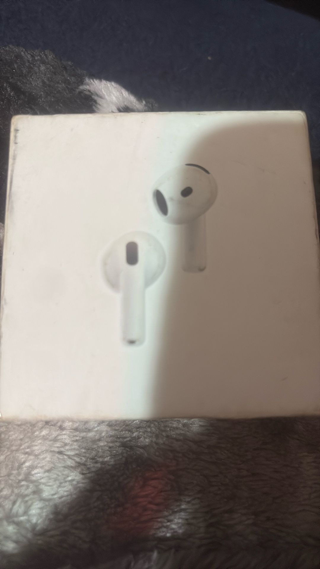 AirPods 4 Apple Noise Cancellation
