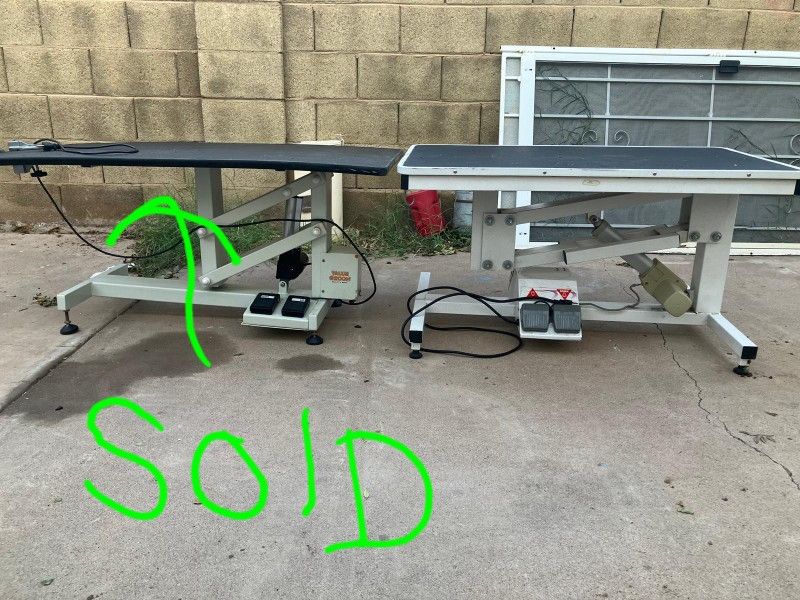 Dog Grooming Table