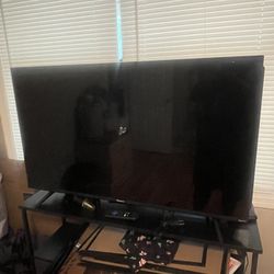 43in Hisense Smart Tv With Roku