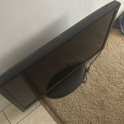 40” TV 