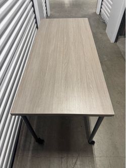Knoll®️ Rolling Conference Table/ Work Station With Caster In Maple