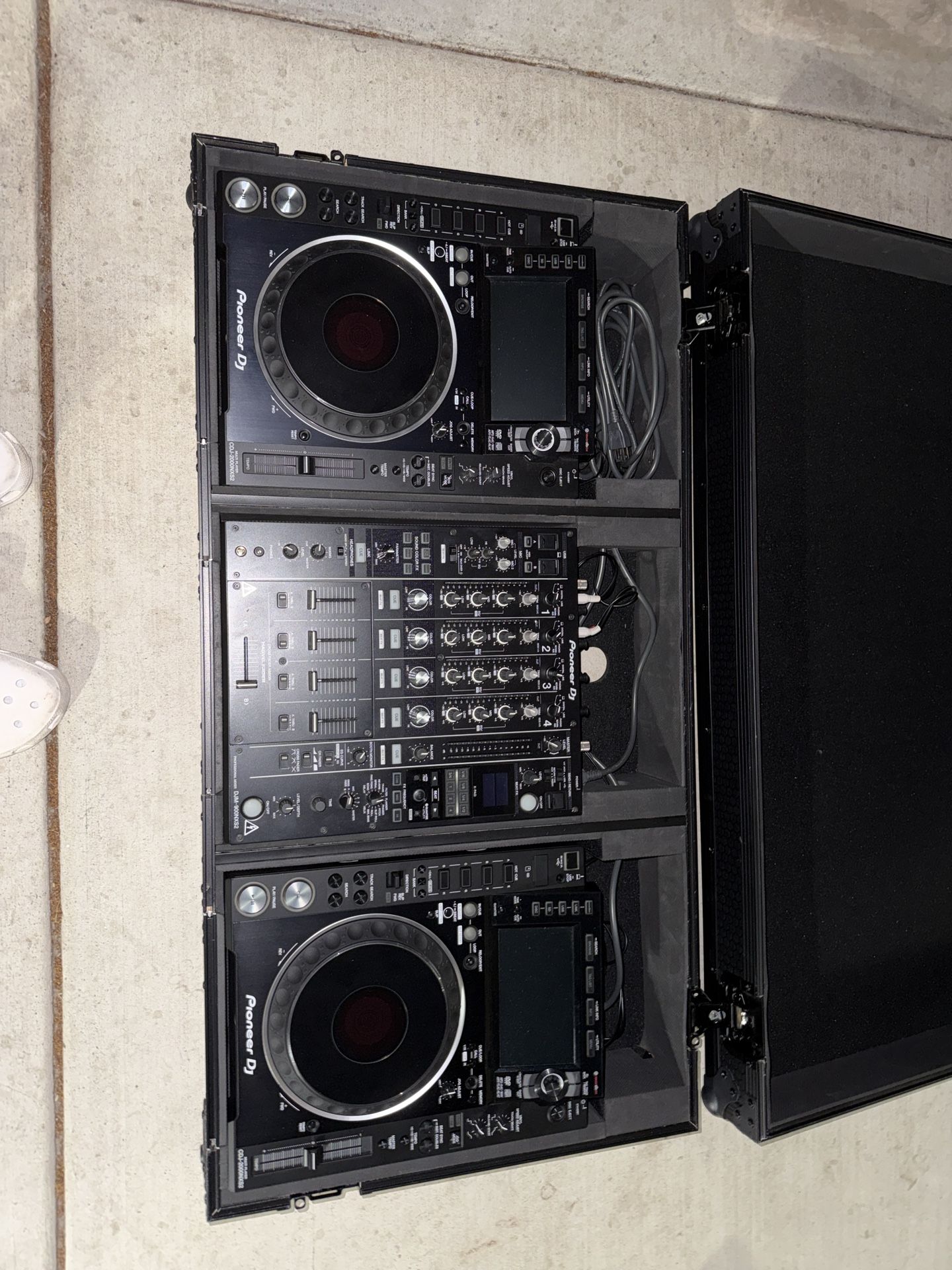 Professional Pioneer Dj Set Up