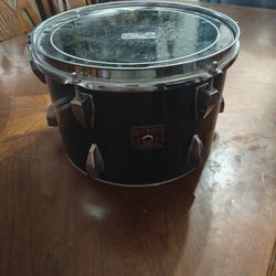 Tama Drum And Mounting Hardware
