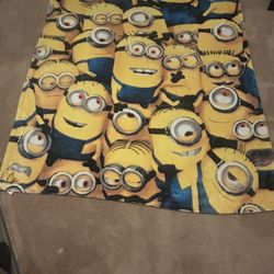 Minion Blanket & Shower Curtain Hooks 