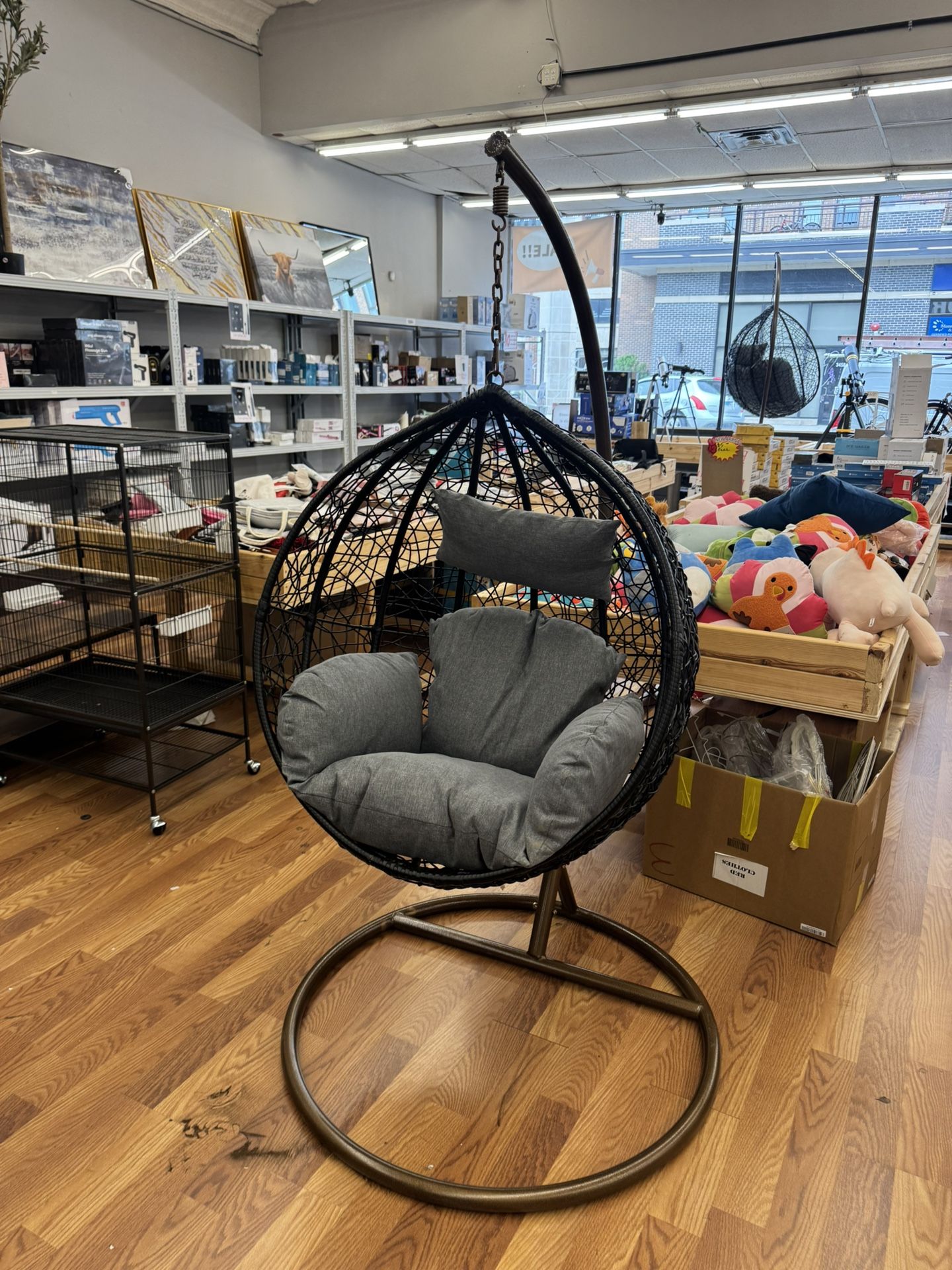 Brand New Artisan Egg Chair With Grey Cushions
